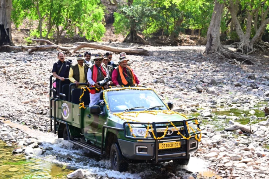 वन्यजीव, पहाड़ और झरनों के बीच पर्यटकों को मिलेगा अनोखा अनुभव