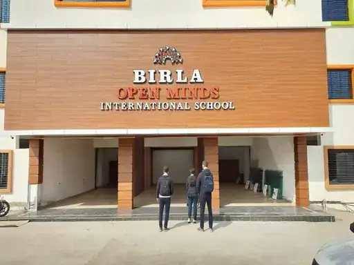 8वीं के छात्र से 100-100 बार गंदी गाली लिखवाई, अभिभावकों के सिग्नेचर भी मांगे; जांच के आदेश